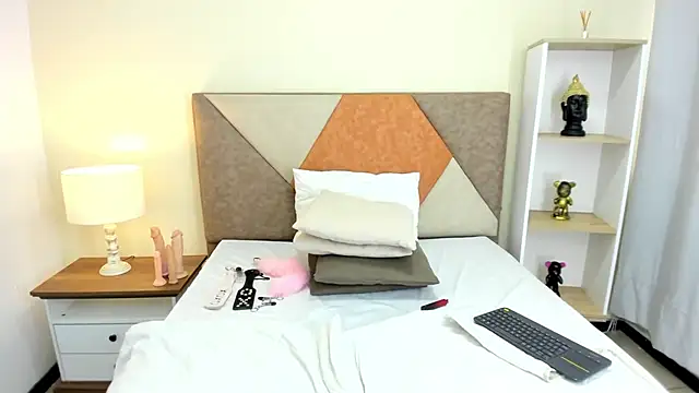 JennaCollins149 online show from December 28, 2024, 8:25 pm