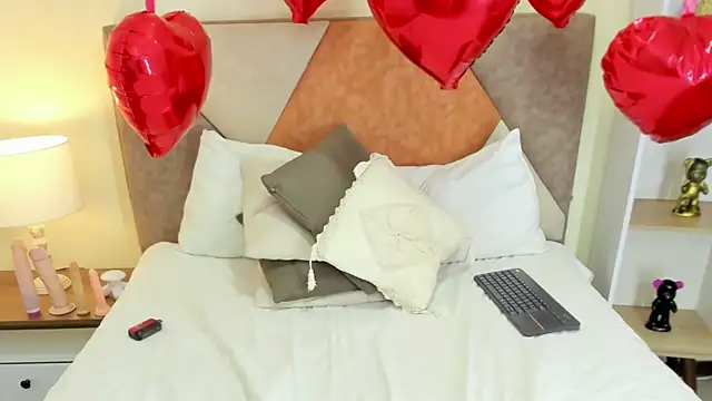 JennaCollins149 online show from February 11, 2025, 9:25 pm