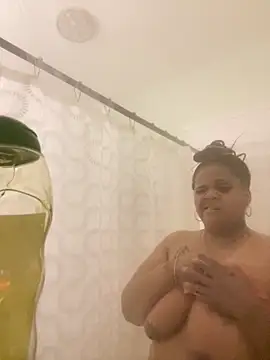 FreakiiMiixedJustiic online show from March 6, 2026, 3:25 am