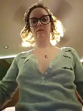 Snapshot of sexygamermomma chatting on September 28, 2025, 3:01 am sexygamermomma online show from September 28, 2025, 3:01 am