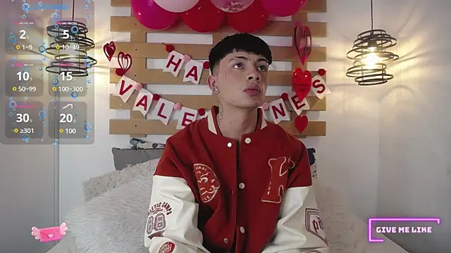 Snapshot of Steev_Novoa chatting on February 11, 2025, 5:07 pm Steev Novoa online show from February 11, 2025, 5:07 pm