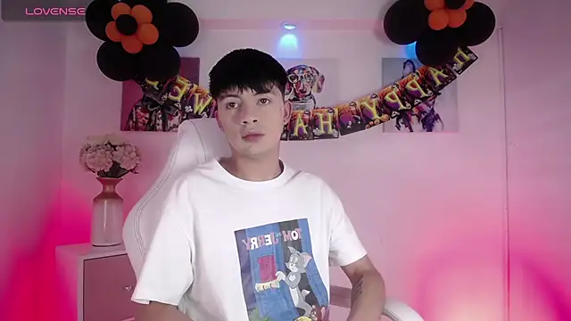 Steev Novoa online show from October 18, 2025, 8:31 pm