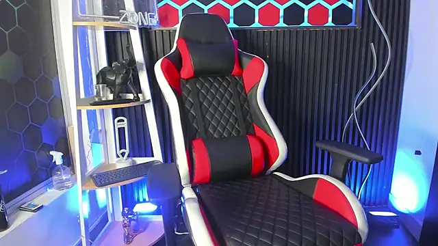 Steev Novoa online show from March 25, 2026, 4:13 pm