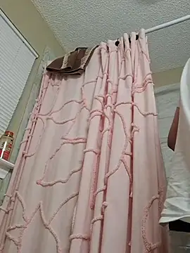 bigdickdaddy2184 online show from February 3, 2026, 1:38 pm