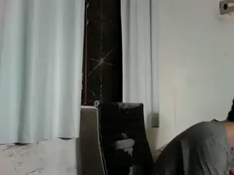 Snapshot of solzinhoalone chatting on December 10, 2024, 3:30 am solzinhoalone online show from December 10, 2024, 3:30 am