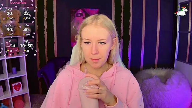 Selenatrend online show from March 18, 2026, 6:05 am