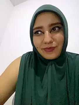 Snapshot of hannahayat chatting on December 2, 2024, 4:42 am hannahayat online show from December 2, 2024, 4:42 am