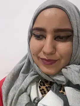 Snapshot of hannahayat chatting on December 9, 2024, 10:20 pm hannahayat online show from December 9, 2024, 10:20 pm