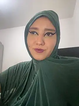 hannahayat online show from November 11, 2025, 11:27 pm