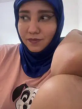 hannahayat online show from July 3, 2026, 3:40 pm
