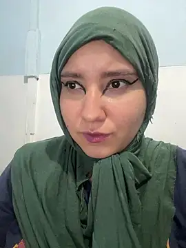 hannahayat online show from July 10, 2026, 8:22 pm