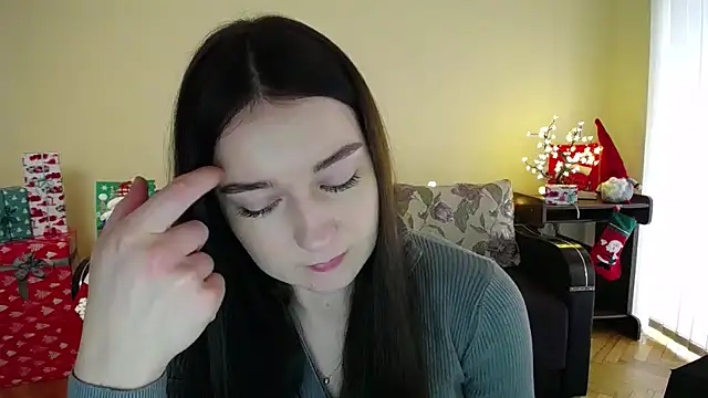 Pretty shy online show from January 3, 2025, 9:04 am