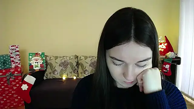 Pretty shy online show from January 7, 2025, 12:20 pm