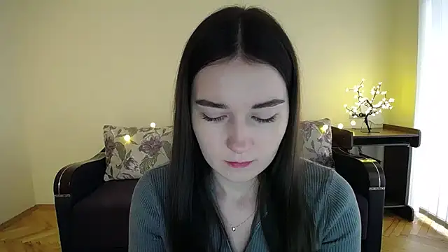 Pretty shy online show from January 9, 2025, 9:27 am