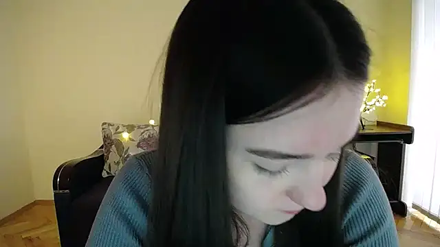 Pretty shy online show from January 9, 2025, 12:30 pm