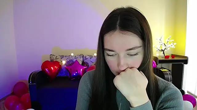 Pretty shy online show from February 19, 2025, 10:01 am