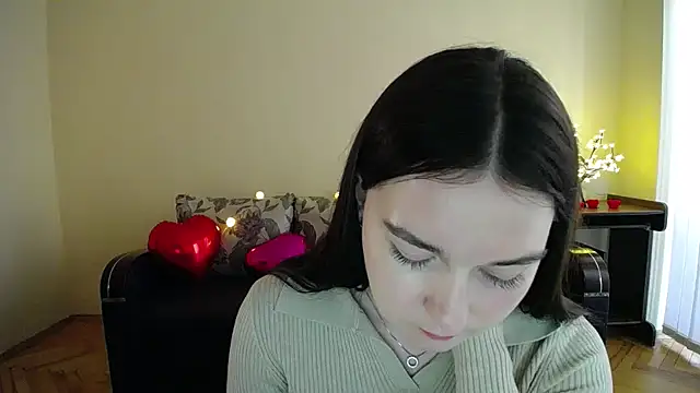 Pretty shy online show from February 27, 2025, 12:23 pm