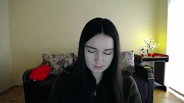 Pretty shy online show from April 8, 2026, 8:47 am