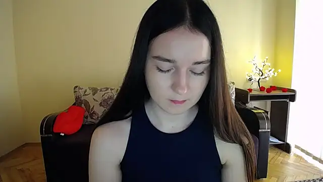 Pretty shy online show from June 5, 2026, 9:04 am