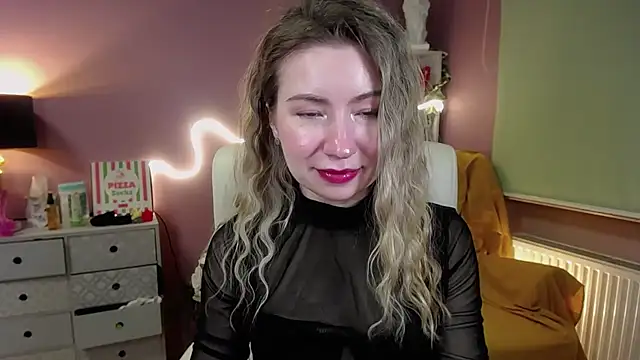 Mia Tasty online show from February 25, 2025, 5:58 pm