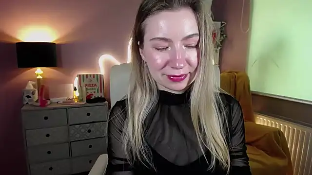 Mia Tasty online show from March 12, 2025, 11:09 am