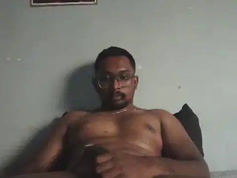 Snapshot of chennaibull101 chatting on October 14, 2025, 9:54 am chennaibull101 online show from October 14, 2025, 9:54 am