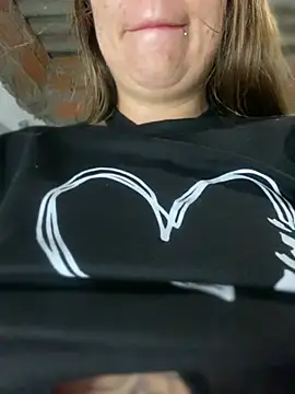 Emiily lee online show from February 22, 2025, 9:34 am