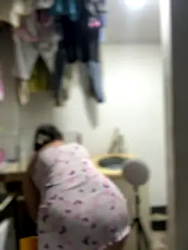 Emiily lee online show from October 18, 2025, 8:37 am