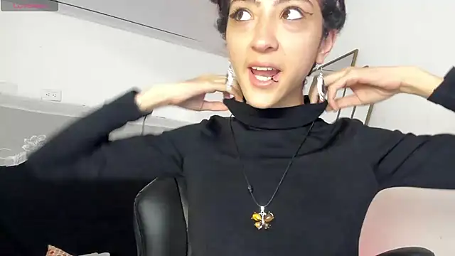 BonnieCute  online show from January 9, 2025, 11:36 am