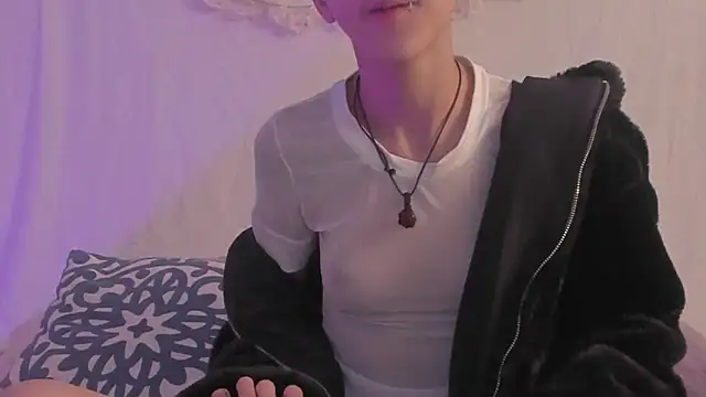 BonnieCute  online show from March 6, 2025, 11:36 am