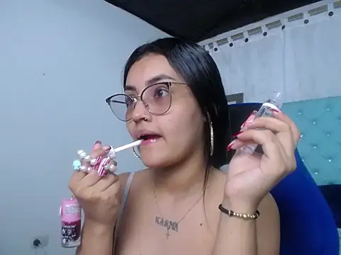 antonella sweetlittle online show from October 16, 2025, 1:01 pm