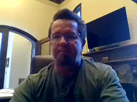 Snapshot of sluttydylan chatting on February 7, 2025, 11:34 pm sluttydylan online show from February 7, 2025, 11:34 pm