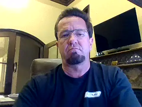 Snapshot of sluttydylan chatting on February 13, 2025, 5:05 am sluttydylan online show from February 13, 2025, 5:05 am