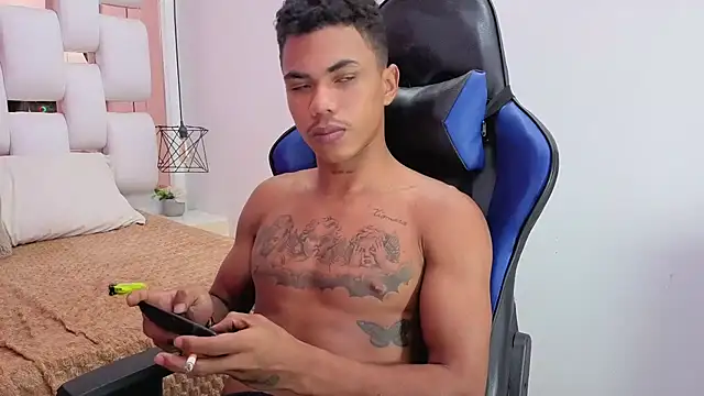 Snapshot of scarce_candy69 chatting on November 16, 2025, 5:46 am scarce candy69 online show from November 16, 2025, 5:46 am