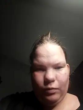 Snapshot of cokinesoumise chatting on November 19, 2025, 8:42 pm cokinesoumise online show from November 19, 2025, 8:42 pm