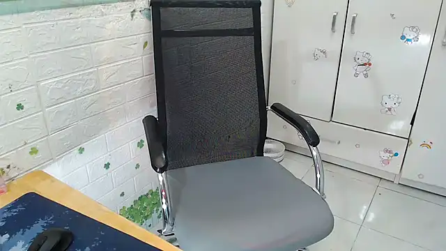 Snapshot of Soul6996 chatting on November 8, 2025, 2:12 am Soul6996 online show from November 8, 2025, 2:12 am