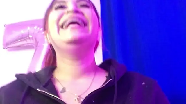 cata  gutierrez  online show from November 29, 2025, 4:15 am