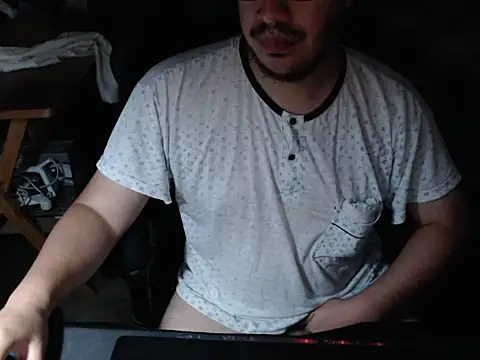 thealfawolf01 online show from October 28, 2025, 12:41 pm