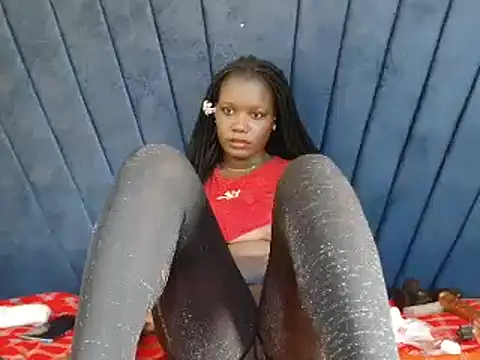 Snapshot of Layla_Amish1 chatting on June 13, 2026, 9:07 am Layla Amish1 online show from June 13, 2026, 9:07 am