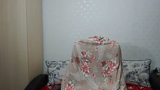 PrinceEagle online show from October 19, 2025, 7:36 pm