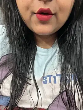 smile pretty online show from February 5, 2026, 2:00 pm