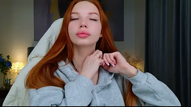 JudyWalkerr online show from December 21, 2025, 5:25 am