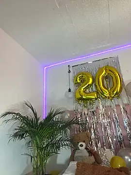 Snapshot of _naomi_sex chatting on December 15, 2024, 2:05 pm naomi sex online show from December 15, 2024, 2:05 pm