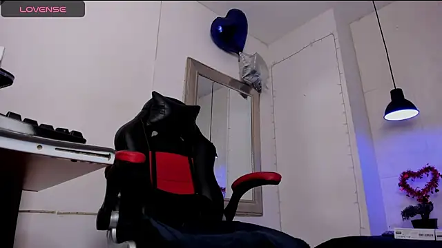 Snapshot of angel_hardy_dl chatting on January 17, 2025, 12:10 pm angel hardy dl online show from January 17, 2025, 12:10 pm