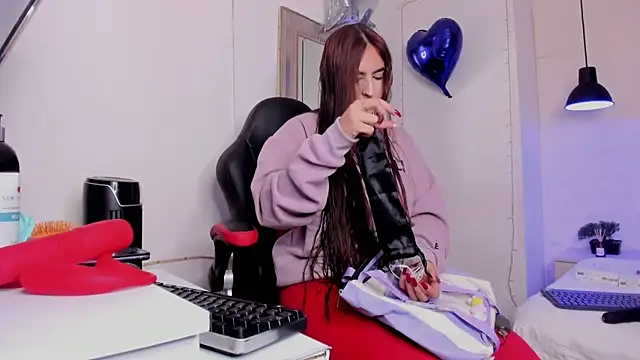 Snapshot of angel_hardy_dl chatting on February 4, 2025, 12:11 pm angel hardy dl online show from February 4, 2025, 12:11 pm