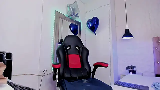 Snapshot of angel_hardy_dl chatting on February 6, 2025, 12:16 pm angel hardy dl online show from February 6, 2025, 12:16 pm