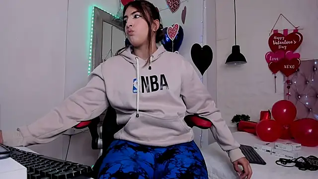 Snapshot of angel_hardy_dl chatting on February 19, 2025, 12:22 pm angel hardy dl online show from February 19, 2025, 12:22 pm