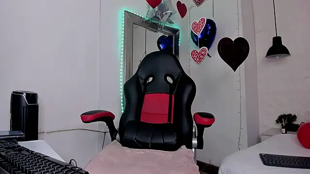 Snapshot of angel_hardy_dl chatting on February 20, 2025, 12:15 pm angel hardy dl online show from February 20, 2025, 12:15 pm