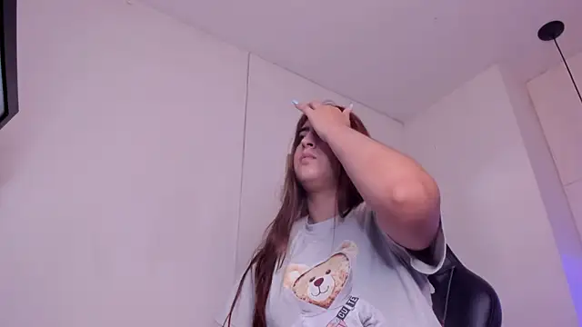 Snapshot of angel_hardy_dl chatting on September 16, 2025, 10:49 am angel hardy dl online show from September 16, 2025, 10:49 am