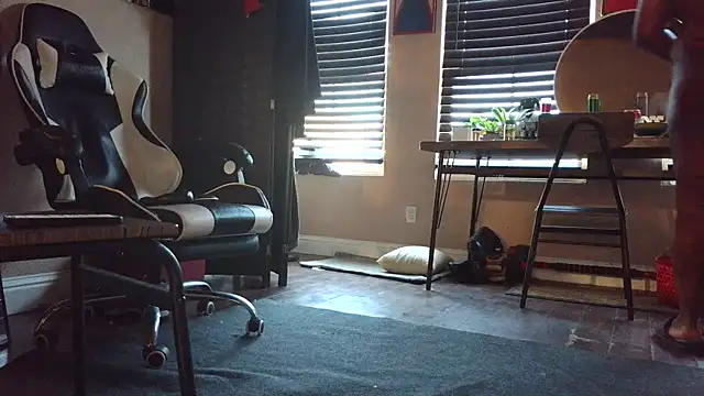 bigshh8 online show from October 11, 2025, 11:47 pm